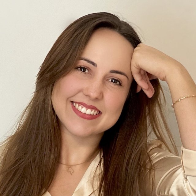 Nathalia Stef